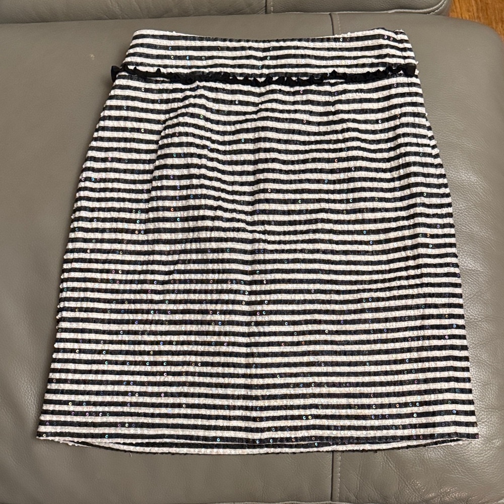 Kate Spade “Skirt the Rules” Black and White Sequin Pencil Skirt size 2